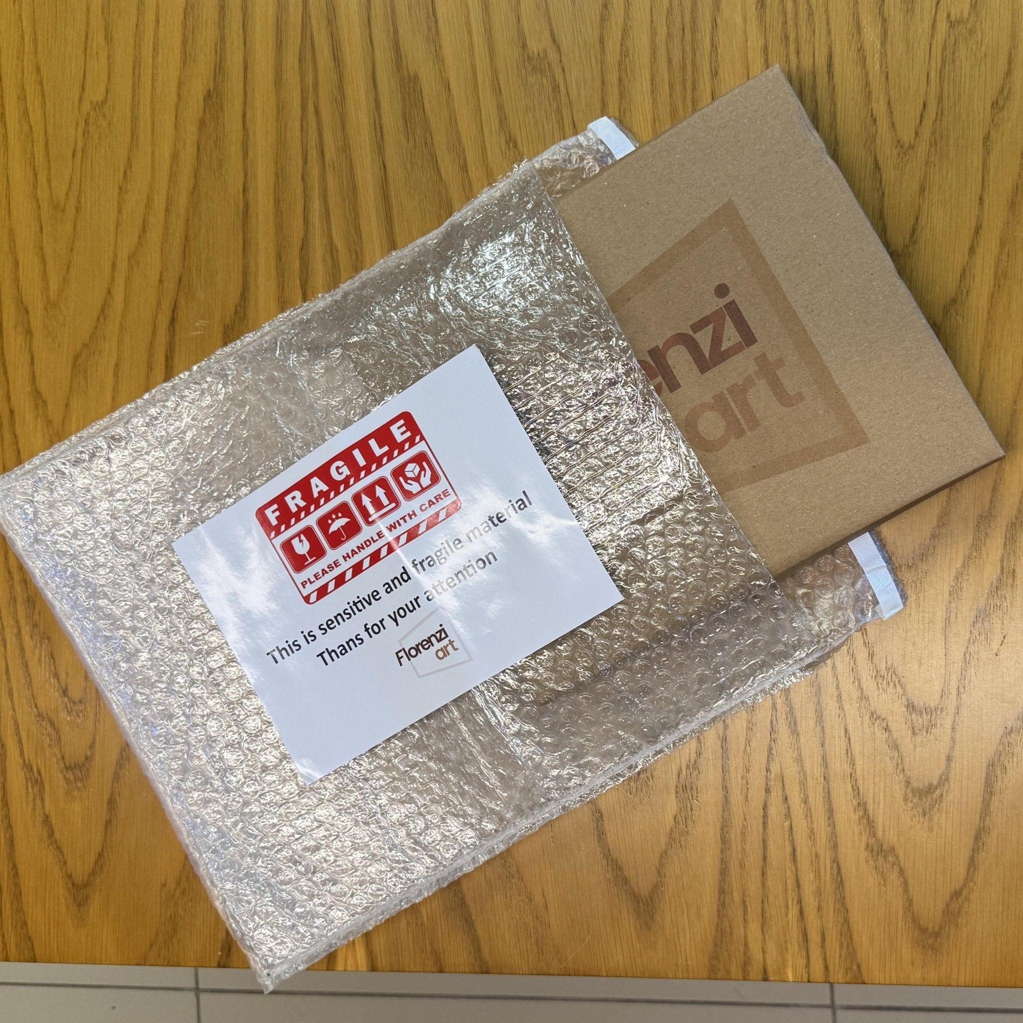 A4 Derin 4 cm Masif Meşe Ahşap Çerçeve – Grey Mist | Klimt “The Kiss” Sanat Baskısı Dahil | İskandinav Duvar Sanatı - FlorenziArt